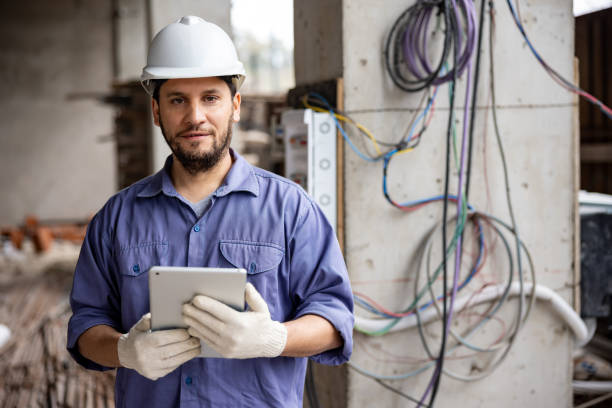 Best Affordable Emergency Electrician  in Fond Du Lac, WI